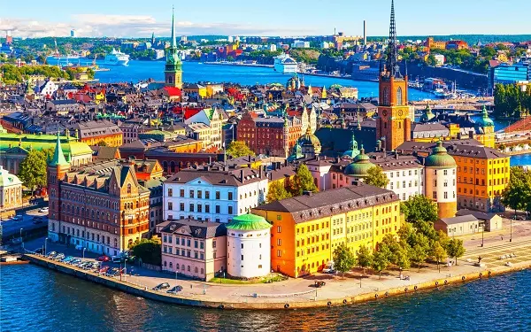 Как уехать в Швецию на ПМЖ в [y] году